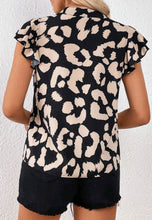 Load image into Gallery viewer, Black Leopard Ruffle Sleeve Top
