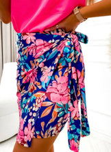 Load image into Gallery viewer, Floral Print Wrap Skirt
