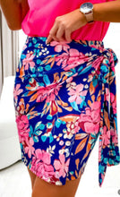 Load image into Gallery viewer, Floral Print Wrap Skirt
