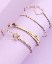 Load image into Gallery viewer, Gold Heart Bracelet Set
